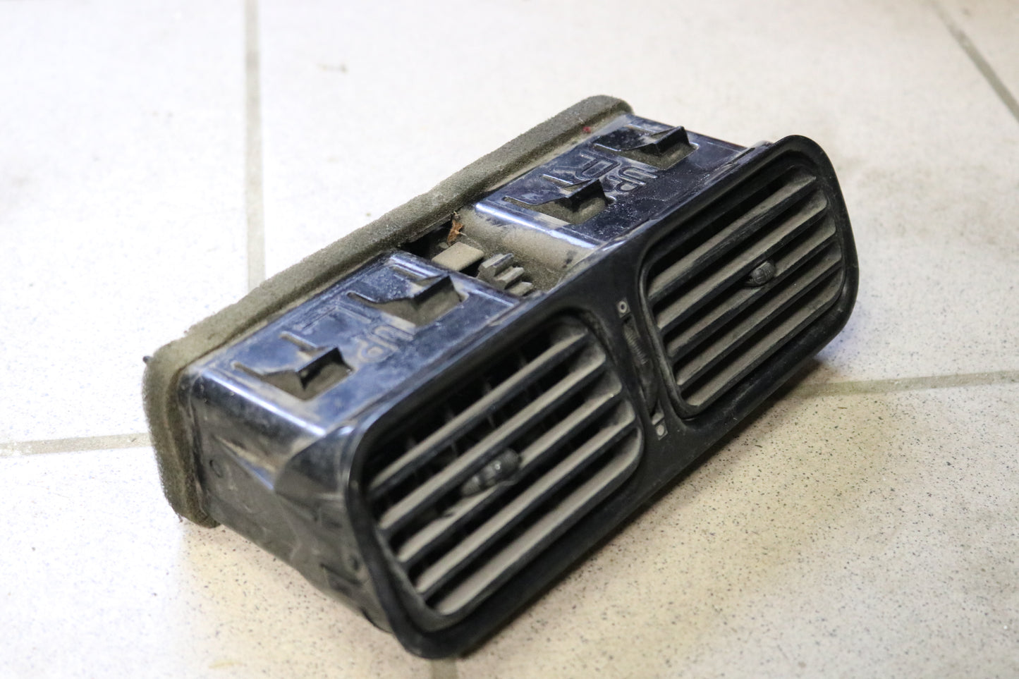 S13 Dash Vents central