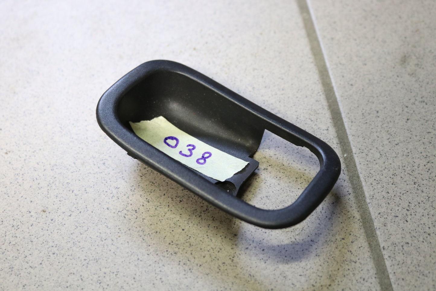 s14 Door handle trim Left