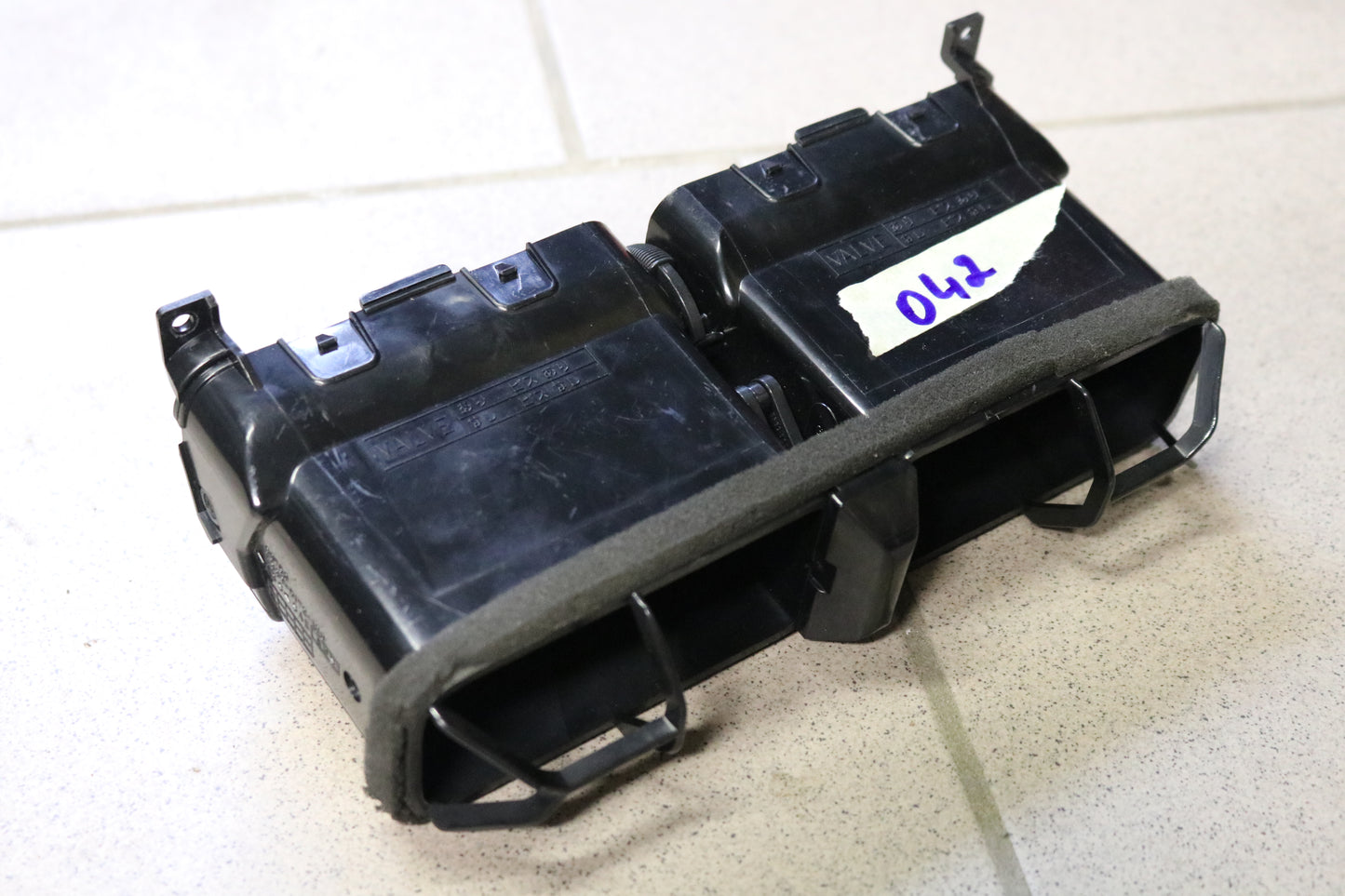s14 Center Dash Vents USED