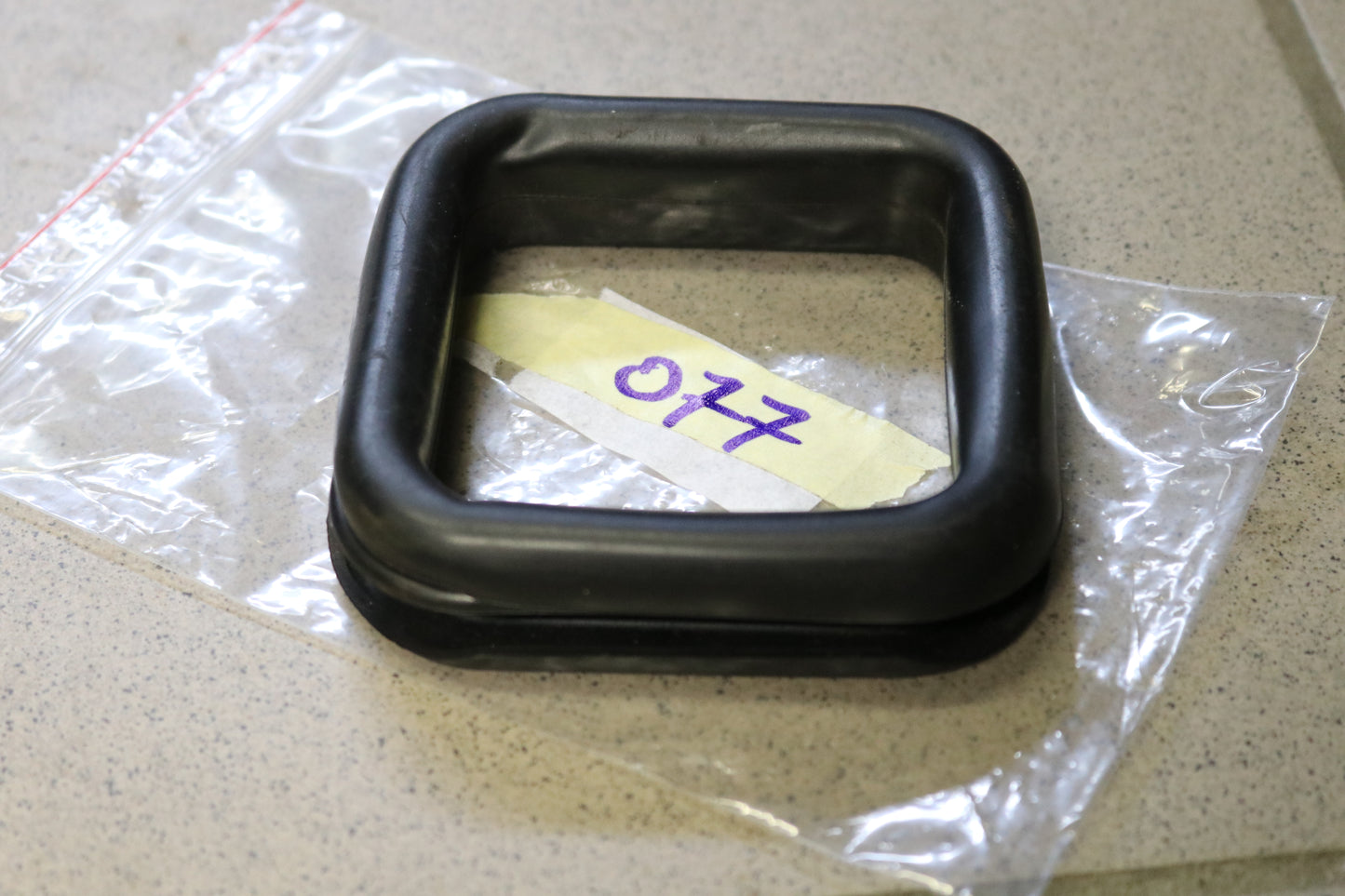s14 door vent seal L+R