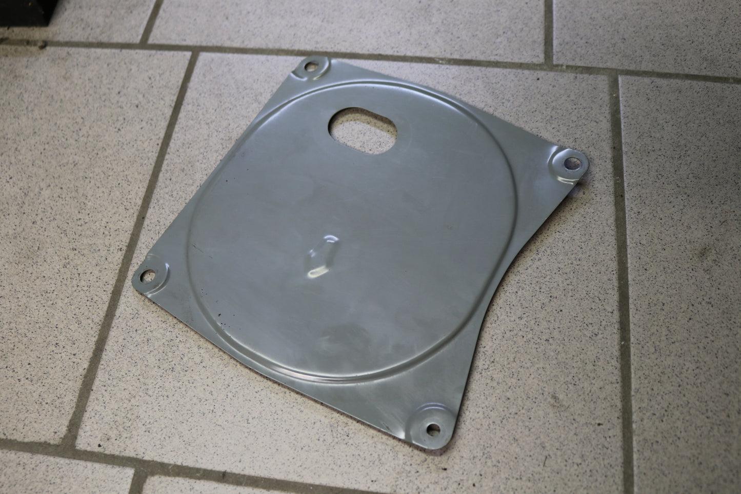 S14 S15 R33 R34 C34 C35 Fuel Pump Cover - USED