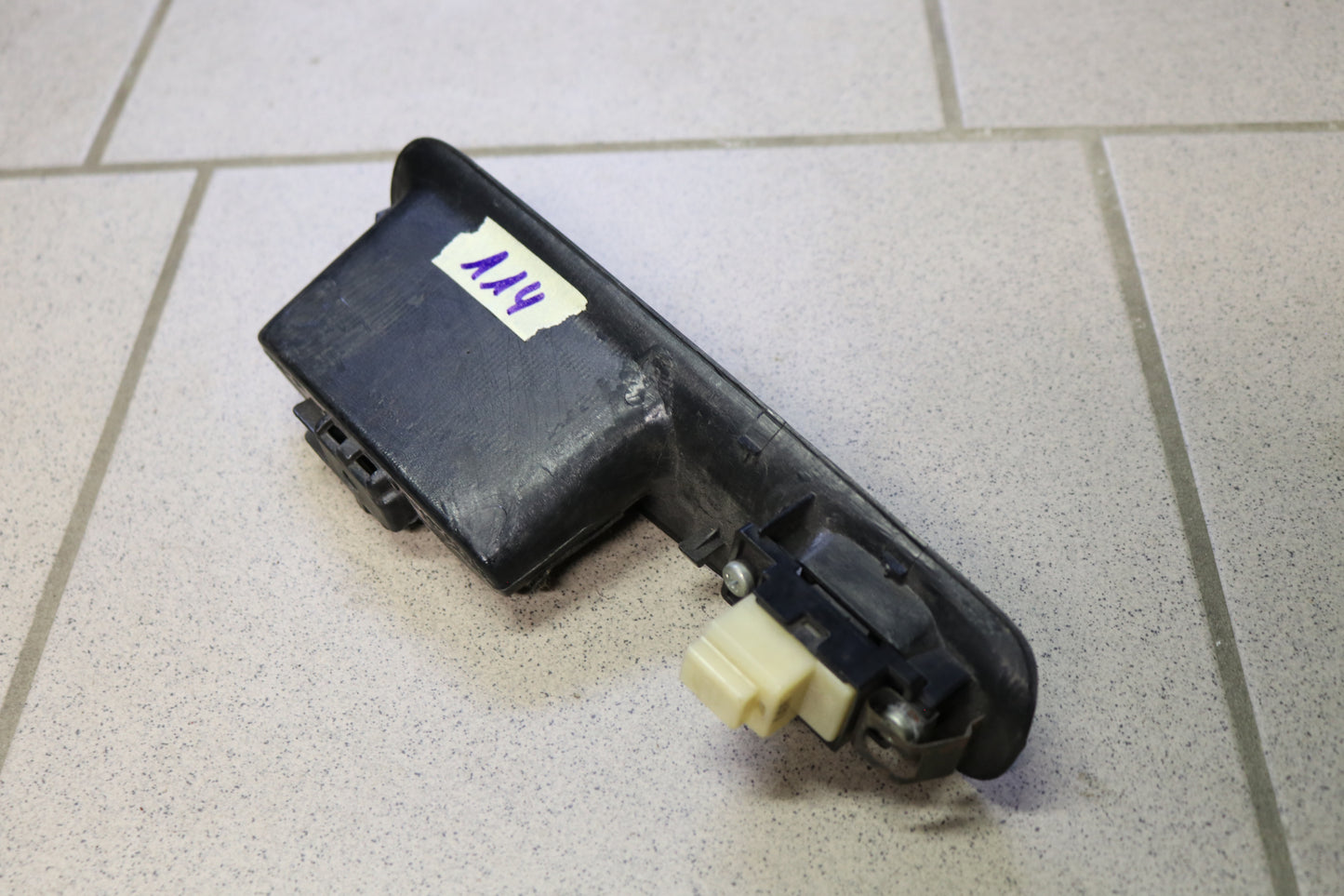 S13 Door Panel Window SwitchLHD  RIGHT/Passenger - USED