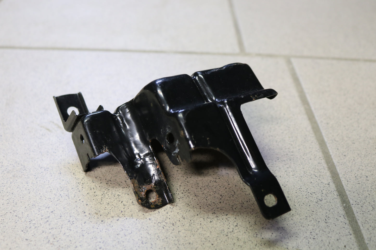 S15 Headlight Bracket SET L/R - USED