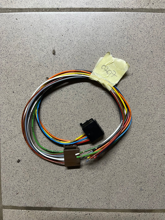 Radio / Head unit ISO adapter - NEW